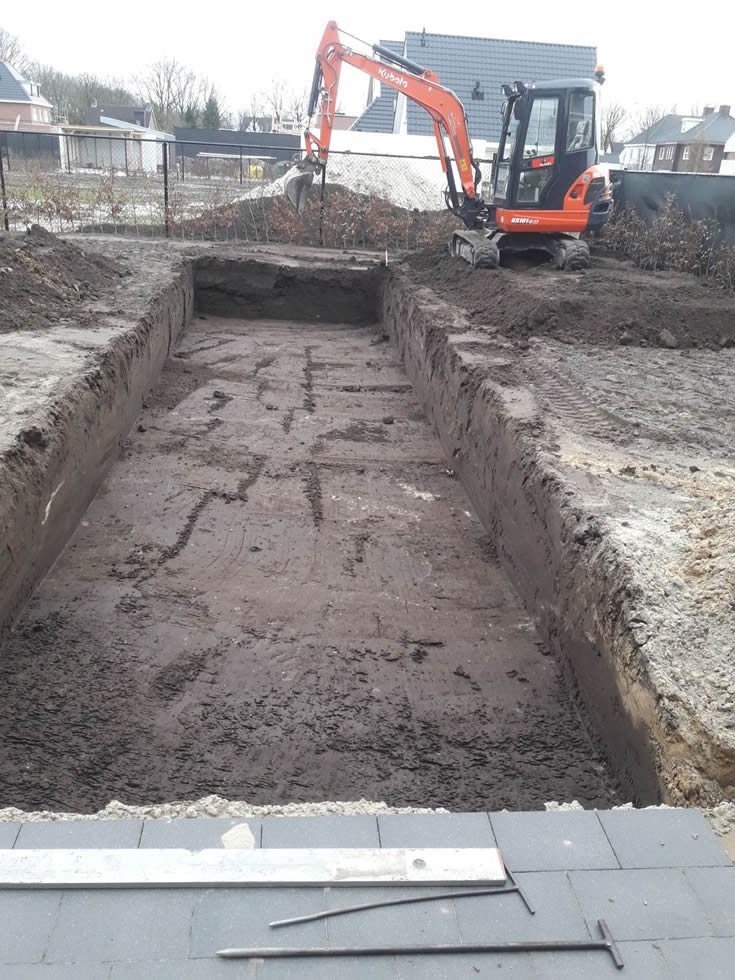 Vijver uitgraven